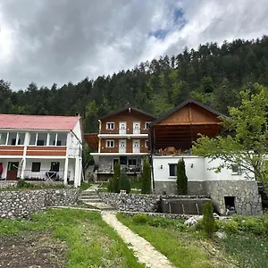 Nocleg ze śniadaniem Bujtina Brahim Selimaj